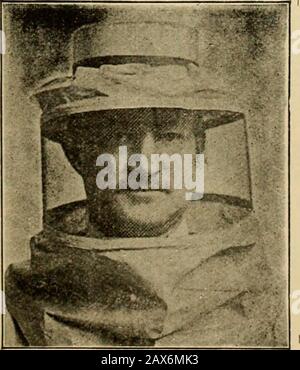 Glanings dans la culture des abeilles . Par Tous Les Moyens Acheter un Bon Veil Muths Idéal Bee-voile, postpayé 75 c;avec d'autres produits, 70 c. Ancien SABOT ET GARNITURES renderedento cire avec notre presse hydraulique à cire.Parfait travail. Nous achetons votre cire au prix le plus élevé du marché. Écrivez-nous. Le FRED W. MUTH CO. 204 Walnut Street Cincinnati, Ohio 634 Être Efficace dans LA Culture DES ABEILLES Saisir (il expérience d'autres en l'indiant en lisant le meilleur que hasété publié. Les brochures et les livres énumérés ci-dessous compel interest.Placez un X dans la marge opposée à la publication souhaitée. D D DD D DD DD DD DD D N LE DÉVELOPPEMENT OP L'AP-PLE DE LA FLEUR. Banque D'Images