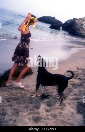 Malibu, Californie, États-Unis 7 juillet 1995 l'actrice Jennifer Rubin assiste à la première « Clueless » le 7 juillet 1995 à Leo Carrillo Beach à Malibu, Californie, États-Unis. Photo De Barry King/Alay Stock Photo Banque D'Images