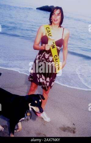 Malibu, Californie, États-Unis 7 juillet 1995 l'actrice Jennifer Rubin assiste à la première « Clueless » le 7 juillet 1995 à Leo Carrillo Beach à Malibu, Californie, États-Unis. Photo De Barry King/Alay Stock Photo Banque D'Images