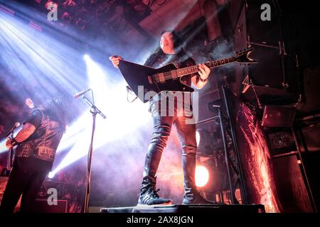 Oslo, Norvège. 08 février 2020. Le groupe américain de thrash Metal Testament exécute un concert en direct à Rockefeller à Oslo. Ici, le guitariste Eric Peterson est vu en direct sur scène. (Crédit Photo: Gonzales Photo - Terje Dokken). Banque D'Images