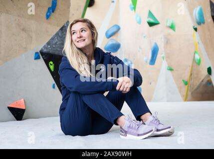 Shauna Coxsey lors de l'annonce de l'équipe d'escalade Team GB Tokyo 2020 à L'Occasion des travaux D'Escalade, Sheffield. Banque D'Images