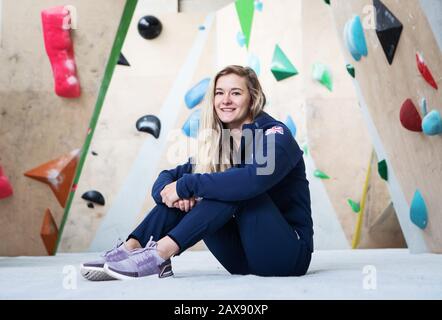 Shauna Coxsey lors de l'annonce de l'équipe d'escalade Team GB Tokyo 2020 à L'Occasion des travaux D'Escalade, Sheffield. Banque D'Images