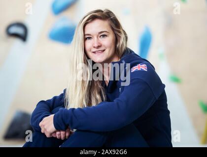 Shauna Coxsey lors de l'annonce de l'équipe d'escalade Team GB Tokyo 2020 à L'Occasion des travaux D'Escalade, Sheffield. Banque D'Images