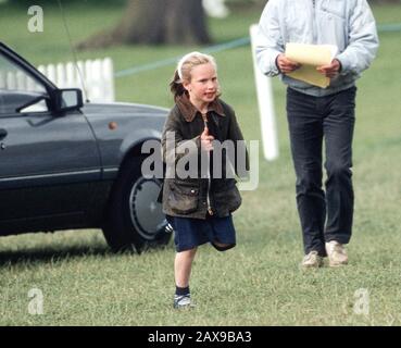 Zara Phillips Lors Des Épreuves Du Windsor Horse, Windsor, Angleterre Avril 1988 Banque D'Images