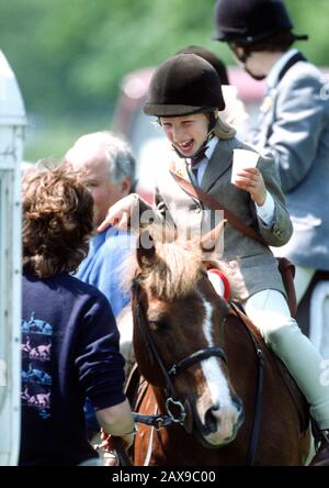 Zara Phillips en compétition dans les essais à cheval, Windsor Great Park, Windsor, Angleterre mai 1988 Banque D'Images