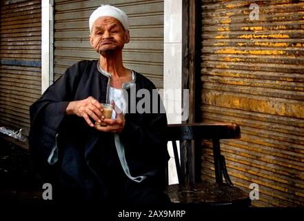 Le buveur de thé, le Caire, Egypte. Banque D'Images