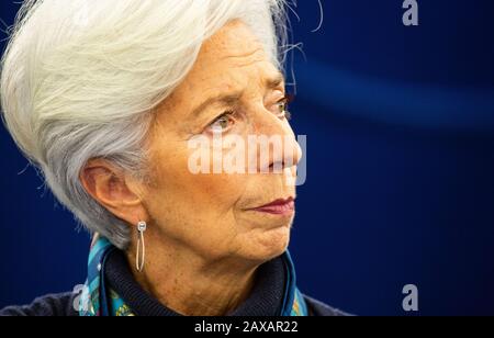 Strasbourg, France. 11 février 2020. Christine Lagarde, présidente de la Banque centrale européenne (BCE), siège dans la salle plénière du Parlement européen. Lagarde présente aujourd'hui au Parlement européen le rapport annuel 2018 de la BCE. Photo: Philipp von Ditfurth/dpa crédit: DPA Picture Alliance/Alay Live News Banque D'Images