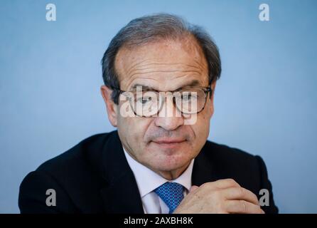 11.02.2020, Düsseldorf, Nordrhein-Westfalen, Deutschland - Hochtief Vorstandsvorsitzender Marcelino Fernandez Verdes Auf Der Bilanz Pressekonferenz. Banque D'Images