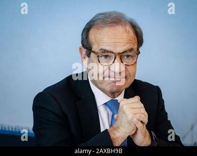 11.02.2020, Düsseldorf, Nordrhein-Westfalen, Deutschland - Hochtief Vorstandsvorsitzender Marcelino Fernandez Verdes Auf Der Bilanz Pressekonferenz. Banque D'Images