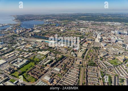 Vues aériennes sur le centre-ville de Cardiff, capitale du pays de Galles Banque D'Images