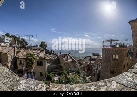 Panorama urbain vu de l'intérieur de Volterra Banque D'Images