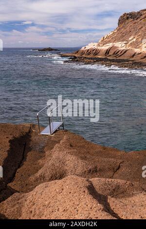Rivage de roches volcaniques à la Caleta, Tenerife, îles Canaries Banque D'Images
