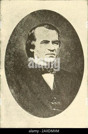Une nouvelle histoire de la Grande république unie, embrassant la croissance et les réalisations de notre pays depuis les premiers jours de découverte et de règlement jusqu'à l'année actuelle .. . Panique de 1873^Notable DeathsâCusters JIassaereâThe CentennialâLe choix présidentiel de 1876 le Plus Périlleux de l'Histoire du pays. EN TANT QUE PRÉSIDENT DU SEVENTEEXTH. ])rovide(l par la Constitution, Andrew Johnson, vice-président, a prêté serment de président le jour de la mort d'Abraham Lincohi. Les hewas nés à Raleigh, North Caro-lina, le 29 décembre 1808, et les hispanoparents étaient si pauvres que le TH Banque D'Images