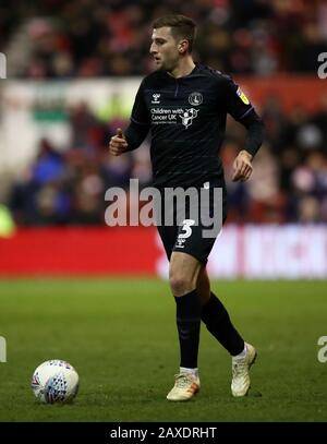 Ben Purrington de Charlton Athletic lors du match du championnat Sky Bet au City Ground de Nottingham. Banque D'Images