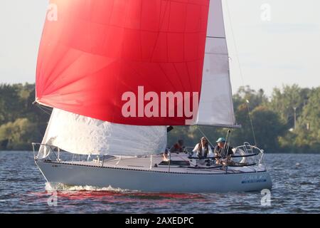 Course de bateaux sur la baie de Quinte Banque D'Images