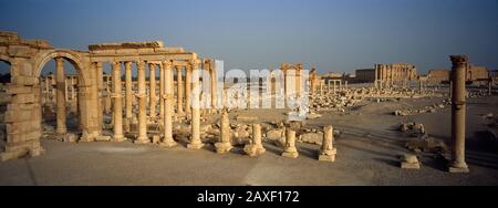 Vieilles ruines d'un temple, Temple de Bel, Palmyra, Syrie Banque D'Images