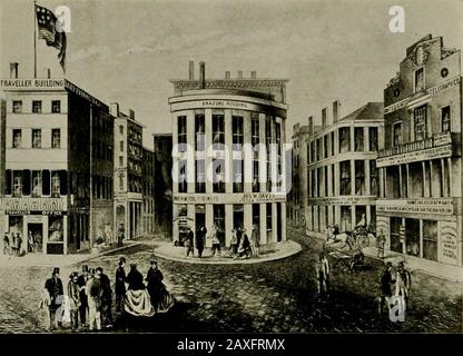 Devonshire Street; une collection de faits et d'incidents ainsi que des reproductions d'illustrations se rapportant à une ancienne rue de Boston . remettez sa rodand dans l'autre une lettre pour le président de la banque. Andhere la Banque des États-Unis est restée jusqu'à son retrait à la théite du bâtiment des changes. Le PHILLIPSES ET LEUR HISTOIRE TRAGIQUE Le site du bâtiment Easton, en face du coin sud-est des Rues de l'État et du Devonshire, appartenait originalyà Henry Webb, un marchand qui est venu à Boston en 1637 Salfromisbury, en Angleterre, et était si prospère qu'il est mort en 1660, il est parti Banque D'Images