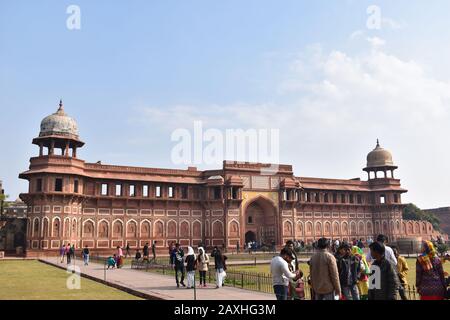 Agra, Uttar Pradesh, Inde, janvier 2020, Jahangir Mahal est un palais résidentiel construit par Akbar dans le complexe du fort Agra Banque D'Images