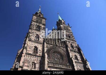 La ville de Nuremberg en Allemagne (région de Moyenne-franconie). (Saint-laurent) église Saint-Laurent. Monument médiéval. Banque D'Images