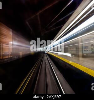 Station de métro. Skytrain. Vancouver C.-B. Banque D'Images