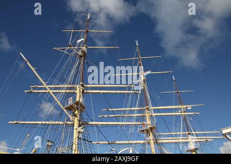 Musée frégate voilier mâts Dar Pomorza. Gréement des navires marins. Gdynia, Pologne. Banque D'Images