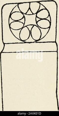 Journal de la Direction du détroit de la Société Royale Asiatique . Dessin d'une pierre cruellement sculptée trouvée sur la montagne de Santubongmontagne à une altitude de 300 pieds. La pierre est d'environ 4 pieds de haut et 1 pied de large: Itshistory tout à fait inconnu. HISTOIRE DE SANTUBONG, SARAWAK. 17 reconnaissant la véritable situation, il informe le nouveau Sultanat de l'arrivée du parti longtemps perdu au Brunei. A l'audience, le jeune prince prépare à la hâte un long seavoyage et atteint à une date précoce le Brunei. Les mutineurs étaient les plus affectueux et les citadins se sont joints à leurs félicitations. En temps voulu TH Banque D'Images