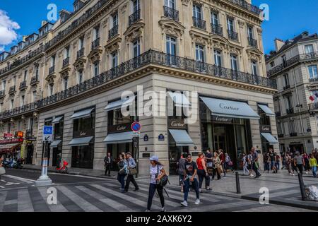 Boutique Cartier Sur Les Champs-Élysées Paris, France, Europe Banque D'Images