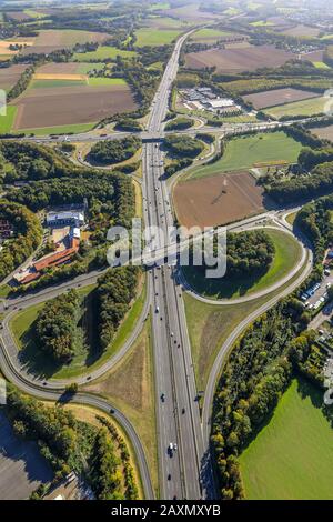 Vues aériennes, échangeur 1 et autoroute 1, échangeur Dortmund Unna autoroute 1 et autoroute 44, mesures supérieures, Unna, région de la Ruhr, Rhénanie-du-Nord-Westph Banque D'Images