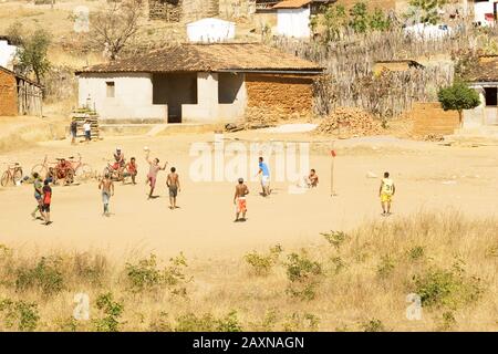 Joueurs De Football, Caracol, Piauí, Brésil Banque D'Images