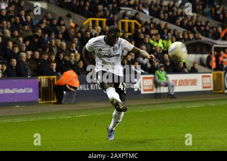 Londres, ANGLETERRE - 12 FÉVRIER Aboubakar Kamara de Fulham en action lors du match de championnat Sky Bet entre Millwall et Fulham à la Haye, Londres, mercredi 12 février 2020. (Crédit: Ivan Yordanov | MI News)la photographie ne peut être utilisée qu'à des fins de rédaction de journaux et/ou de magazines, licence requise à des fins commerciales crédit: Mi News & Sport /Alay Live News Banque D'Images