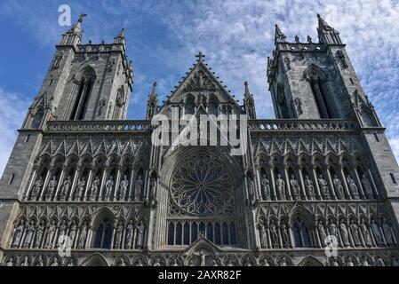 Cathédrale De Nidaros, Façade Ouest, Trondheim, Sør-Trøndelag, Trøndelag, Norvège, Europe Banque D'Images