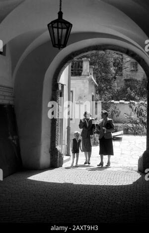 Mozarts Wohnhaus Am Makartplatz 8 À Salzbourg, Salzbourg, Österreich, 1957. Banque D'Images