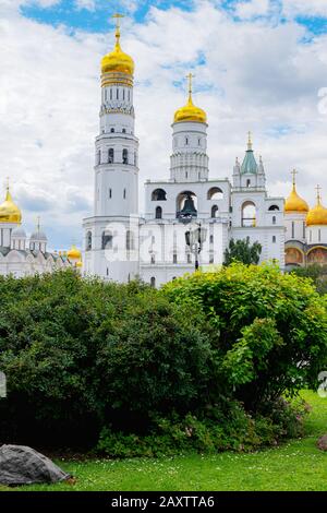 Vue sur le Kremlin de Moscou cathédrales Banque D'Images
