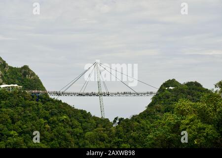 Touristes Sur Langkawi Sky Bridge, Langkawi, Kedah, Malaisie Banque D'Images