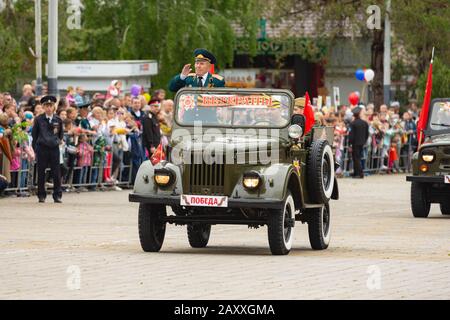 Anapa, Russie - 9 mai 2019: Tour des anciens combattants sur la place du théâtre Anapa pour célébrer le jour de la victoire Banque D'Images