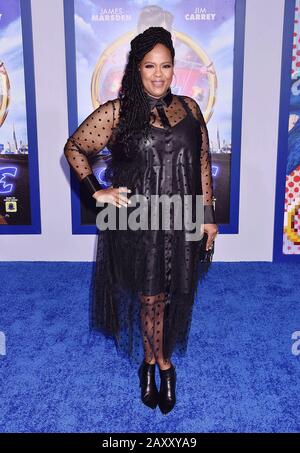 Westwood, CA - 12 FÉVRIER: Natasha Rothwell assiste à la projection spéciale de Paramount's 'sonic The Hedgehog' au Regency Village Theatre le 12 février 2020 à Westwood, Californie. Banque D'Images