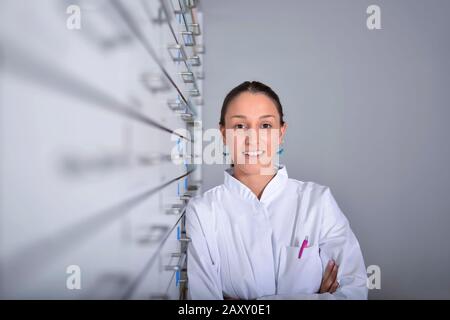 Portrait de l'environnement d'un personnel médical, ou docteur en pharmacie Banque D'Images