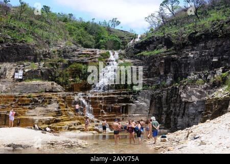 Capitólio, Minas Gerais, Brésil, 26 novembre 2019. Cascade de Lagoa Azul située sur le barrage de Furnas à Capitólio, dans l'état de Minas Gerais. Banque D'Images