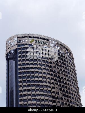 Singapour – 11 JANVIER 2020 – Centennial Tower, gratte-ciel de bureaux dans le quartier central des affaires de Singapour (CBD), Sumitomo Mitsui Banking Corpora Banque D'Images