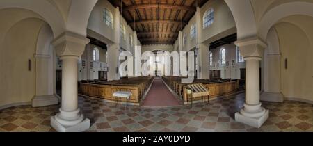 Autel dans l'église de Herz jesu à Amstetten, Basse-Autriche, Autriche - autel de l'église de Herz Jesu à Amstetten, Basse-Autriche, Banque D'Images