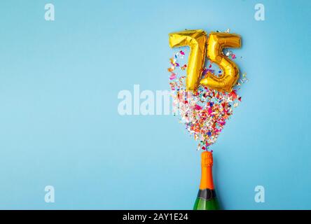 pop-montgolfière pour la bouteille de champagne du 75ème anniversaire Banque D'Images