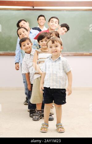 Les enfants à l'école de classe Banque D'Images