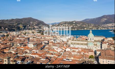 Ville De Côme, Italie. Photo aérienne. Banque D'Images