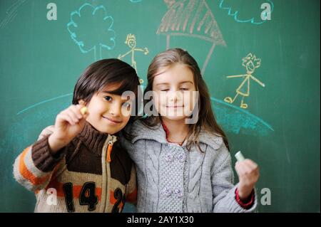 Heureux copains de l'école Banque D'Images