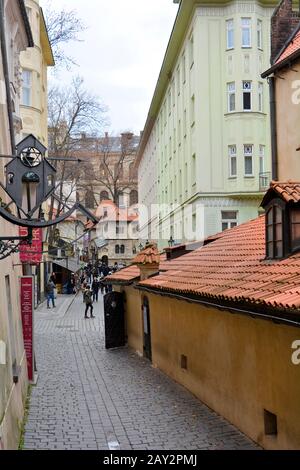 Prague, République tchèque - 2 décembre 2015 : quartier juif avec synagogue et bâtiments du quartier juif Banque D'Images