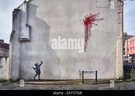 Graffitis De La "Saint Valentin" De Banksy, Marsh Lane, Lawrence Hill, Bristol - 14 Février 2020. Banque D'Images