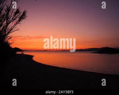 Lieux de voyage en France, hyères France, emplacement côtier et plage, coucher de soleil photo Banque D'Images