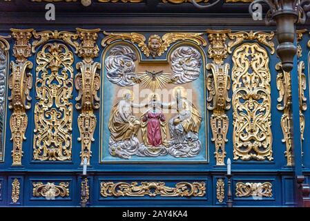 À L'Intérieur De La Basilique Sainte-Marie, Cracovie, Pologne Banque D'Images