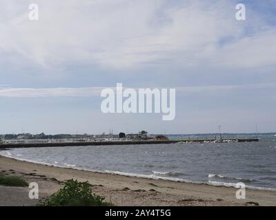 Newport, Rhode Island-septembre 2017 : zone de la plage près du port de Newport. Banque D'Images