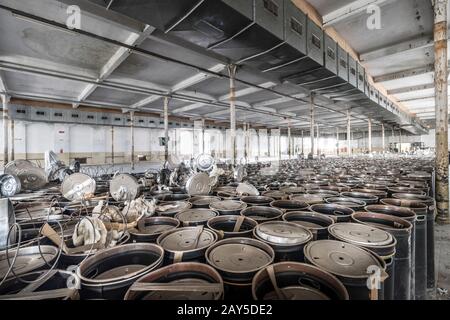 L'ancienne usine textile Cantoni est maintenant abandonnée, Bellano, Lac de Côme, Lombardie, Italie, Europe Banque D'Images